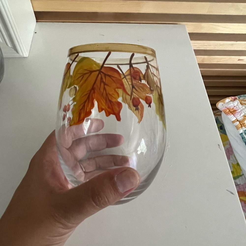 Set of 2 Autumn Leaf Stemless Wine Glasses - Picture 3 of 4